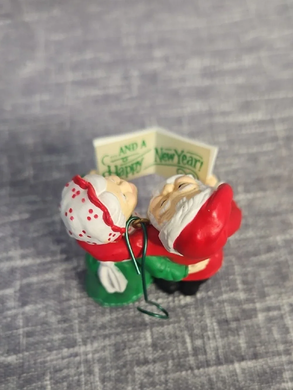 Hallmark 1989Santa & Mrs. Claus